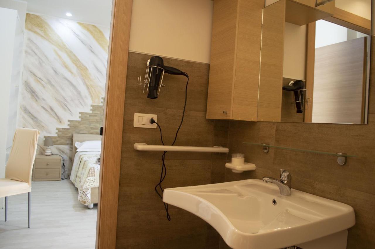 Bed And Breakfast La Volpe Rossa Regalbuto Exterior photo