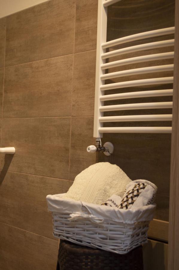 Bed And Breakfast La Volpe Rossa Regalbuto Exterior photo